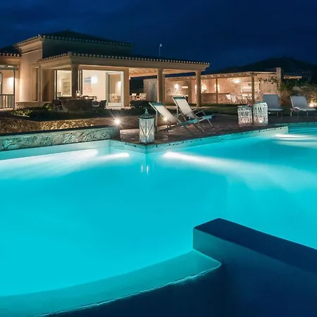 In Peloponnese With & Pool Vila Porto Cheli
