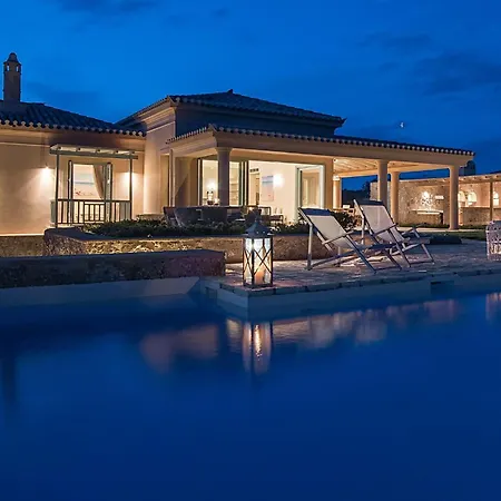 Vila In Peloponnese With & Pool Porto Cheli