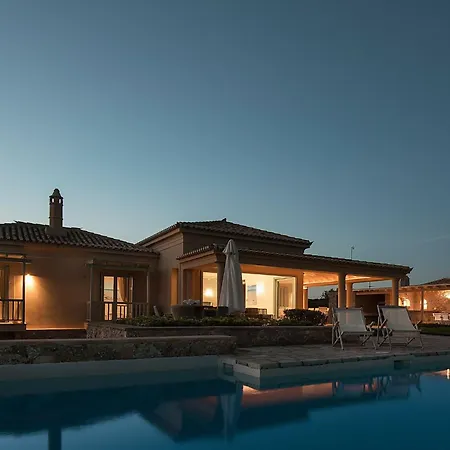 In Peloponnese With & Pool