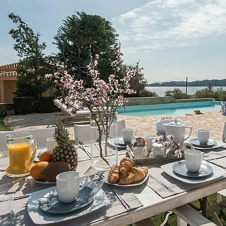 Vila In Peloponnese With & Pool Porto Cheli